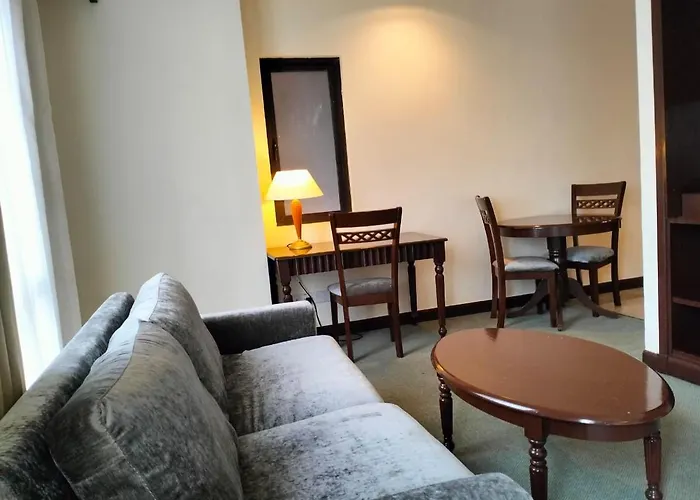Mn Suite At Times Square Kl